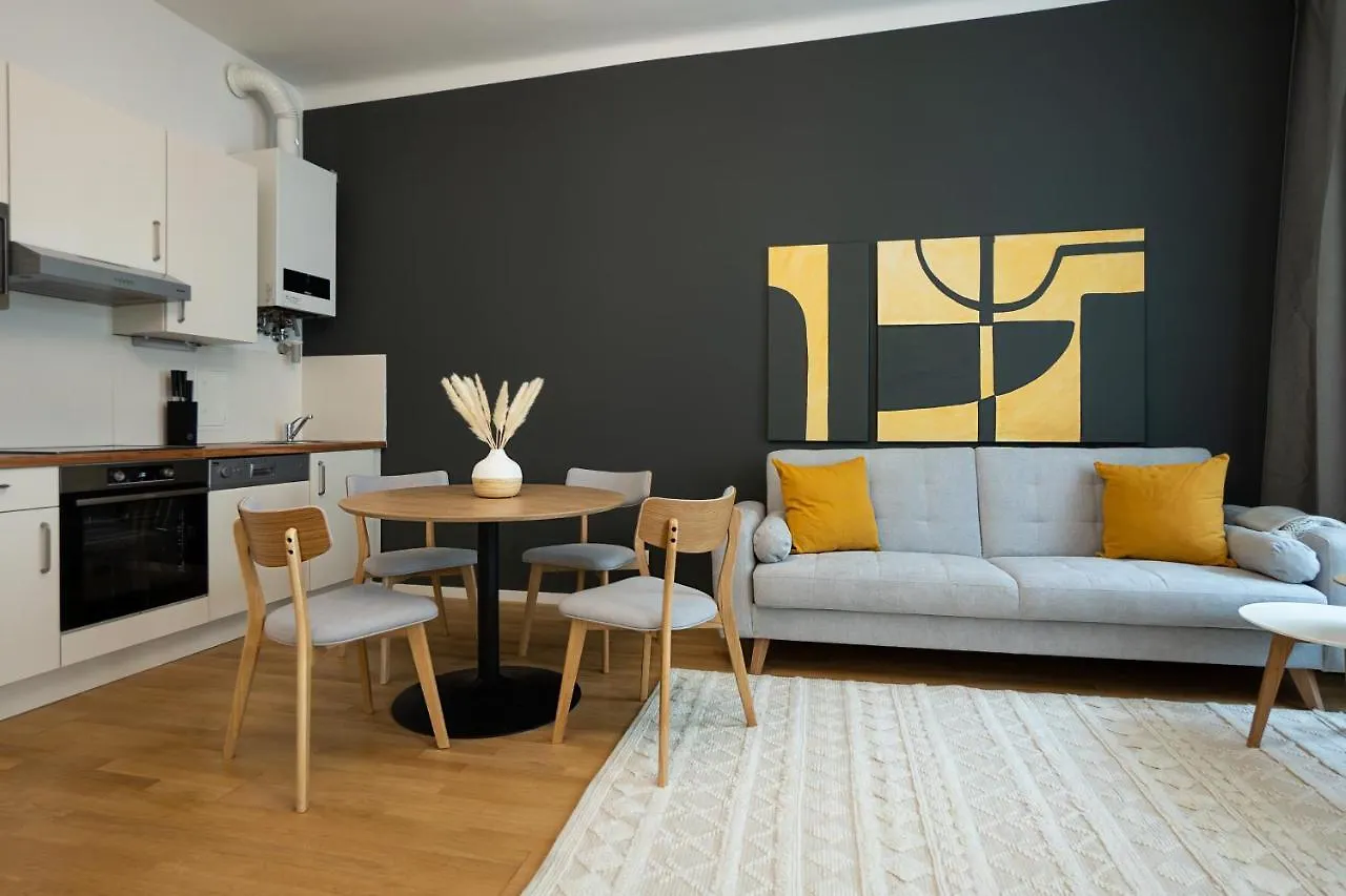 Aesthetic Newly Renovated Apartment Located Near Belvedere Castle, 15 Minutes From Stephansplatz Vienna