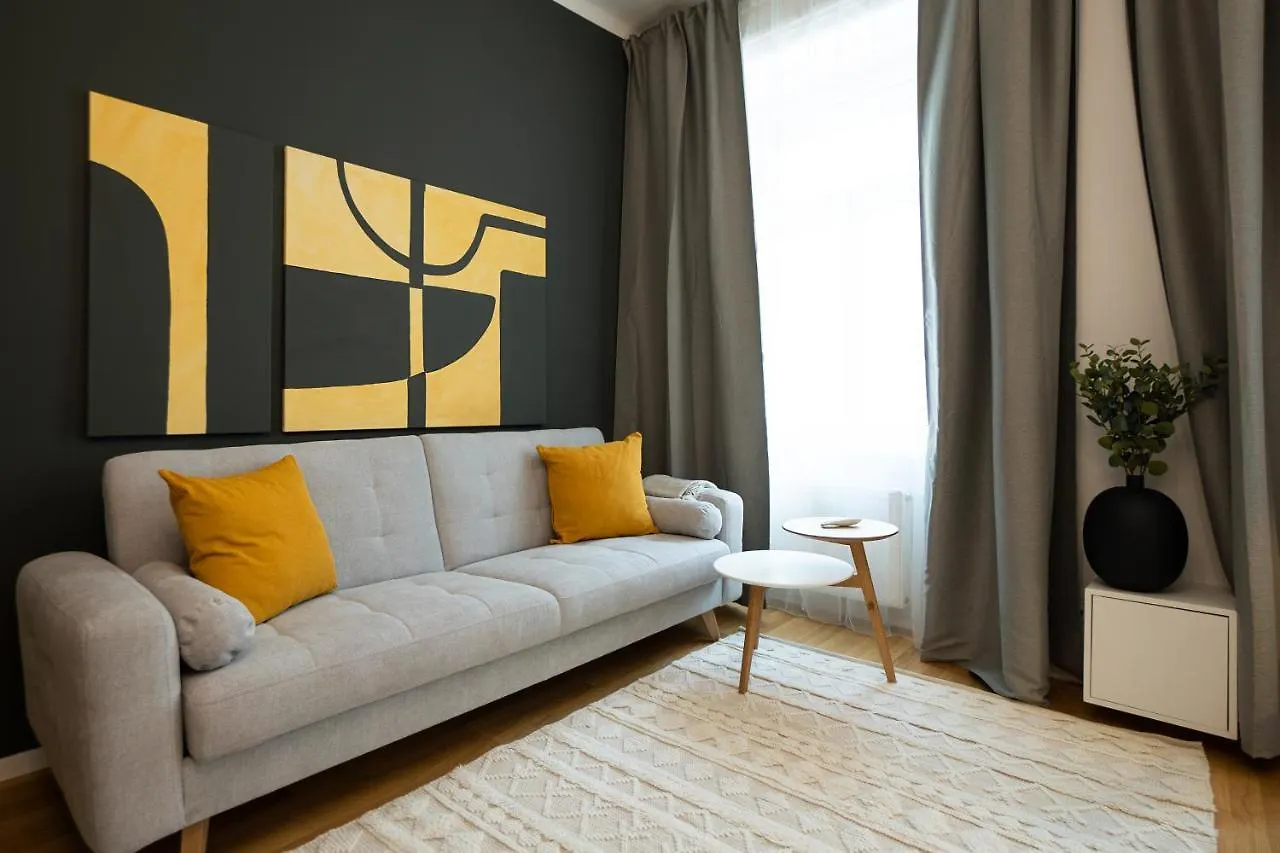 Aesthetic Newly Renovated Apartment Located Near Belvedere Castle, 15 Minutes From Stephansplatz Vienna Austria